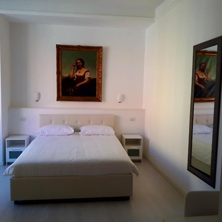 Alberica10 Bed and Breakfast Carrara Buitenkant foto